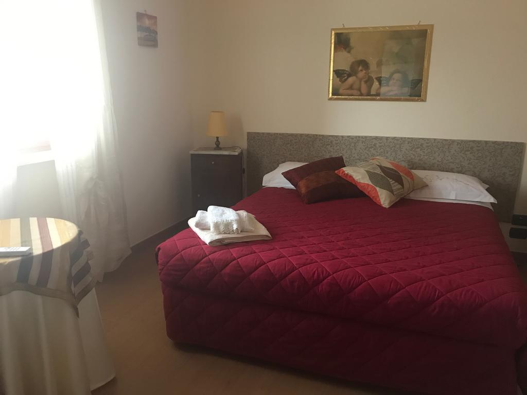 コゼンツァ La Quercia Bed & Breakfast エクステリア 写真